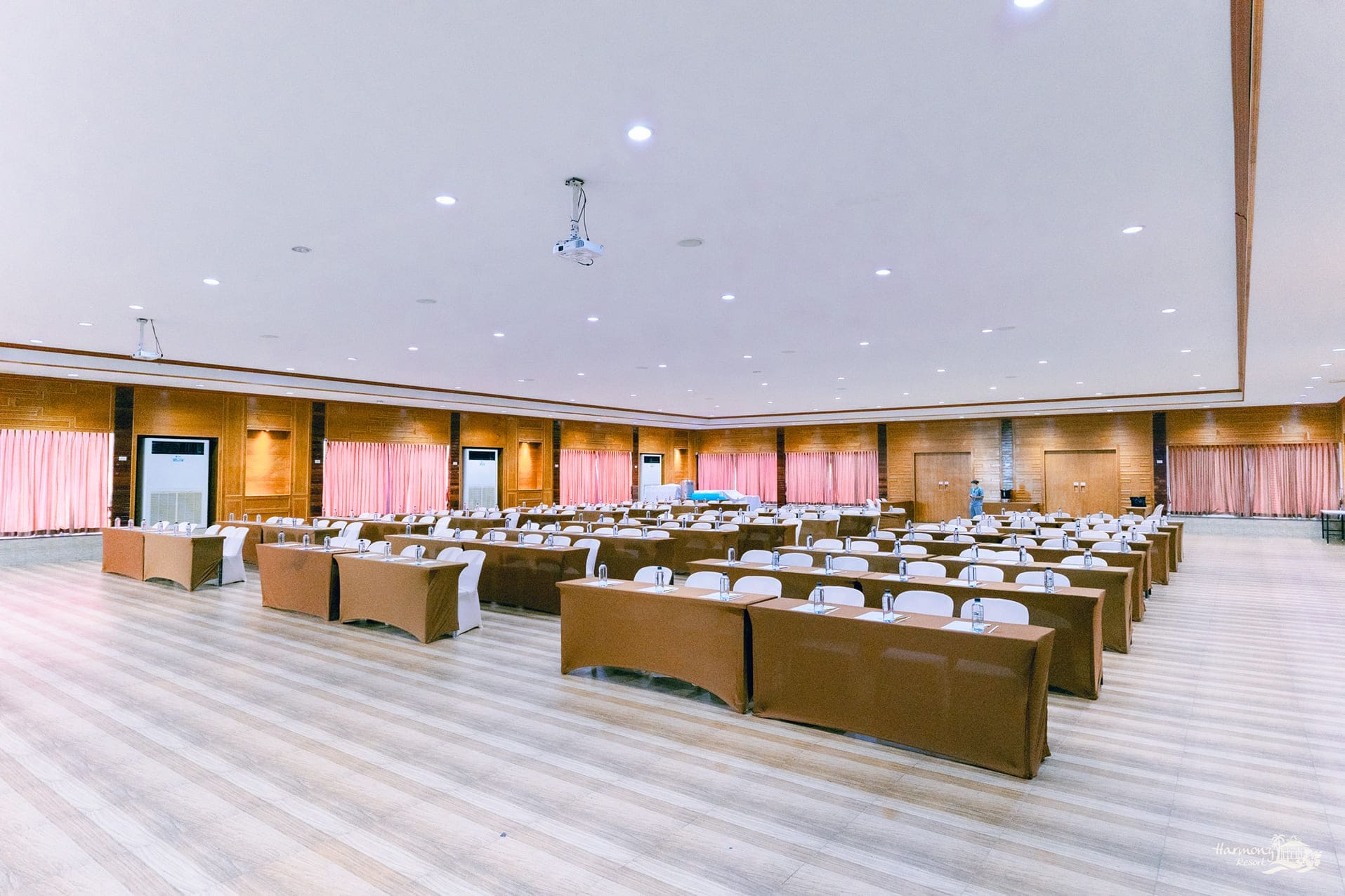 Premier Room